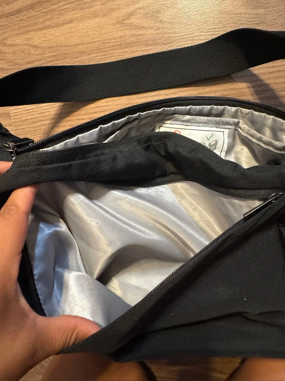 Doona Quilted Black Essentials Bag READ DESCRIPTION